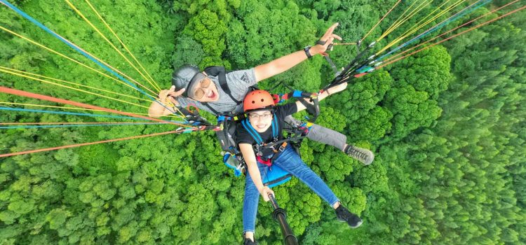 Trải nghiệm nhảy dù như trong phim “ Hạ Cánh nơi anh “ ngay Hà Nội