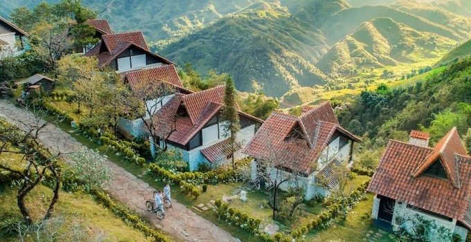 Có một khách sạn đẹp như cổ tích giữa lòng Sapa