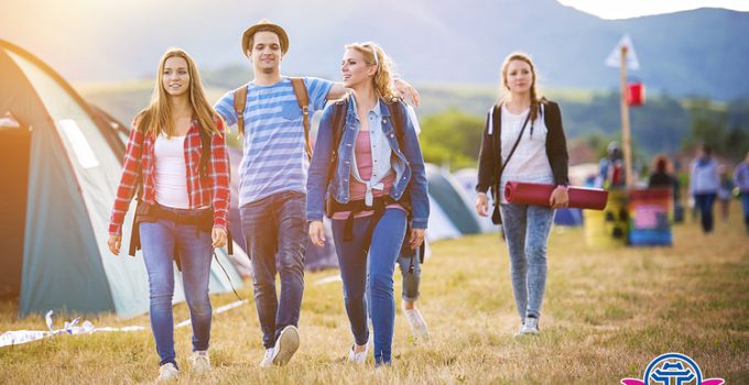 Du lịch mùa cao điểm: Lợi ích không ngờ với du khách
