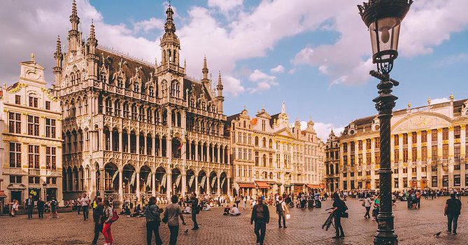 Tháng 4 về, khám phá Brussels đầy mộng mơ (Phần 2)