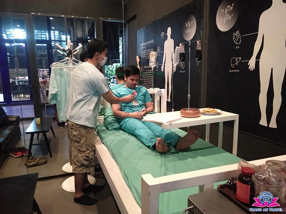 Trải nghiệm ở căn phòng "Bệnh"