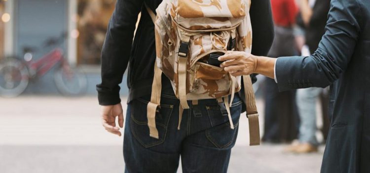 9 chiêu trò lừa đảo hiểm nguy khi du lịch châu Âu