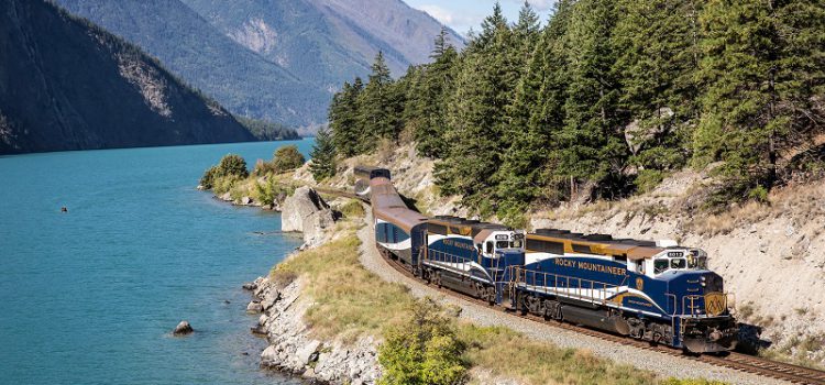 Toa bí ẩn trên tàu Rocky Mountaineer xa hoa bậc nhất thế giới