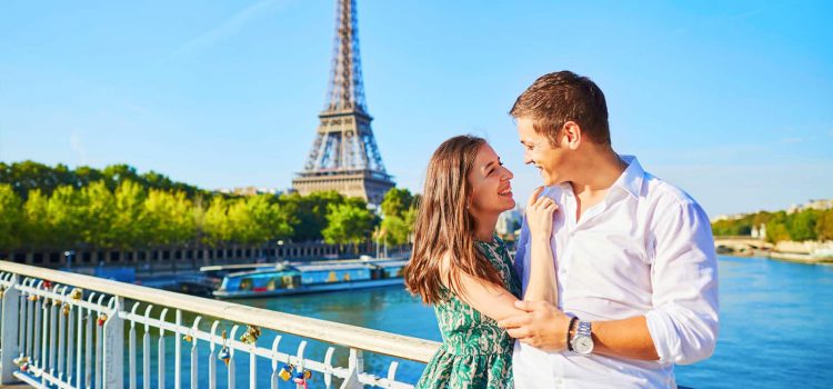 10 trải nghiệm “tình như thơ” của cặp đôi du lịch Paris
