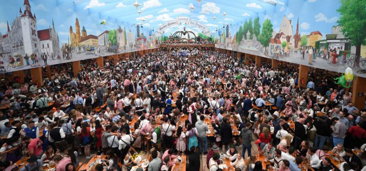 Những hiểu lầm về lễ hội bia Oktoberfest