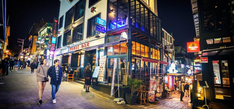 Khu phố Itaewon có gì thu hút du khách tới Seoul?