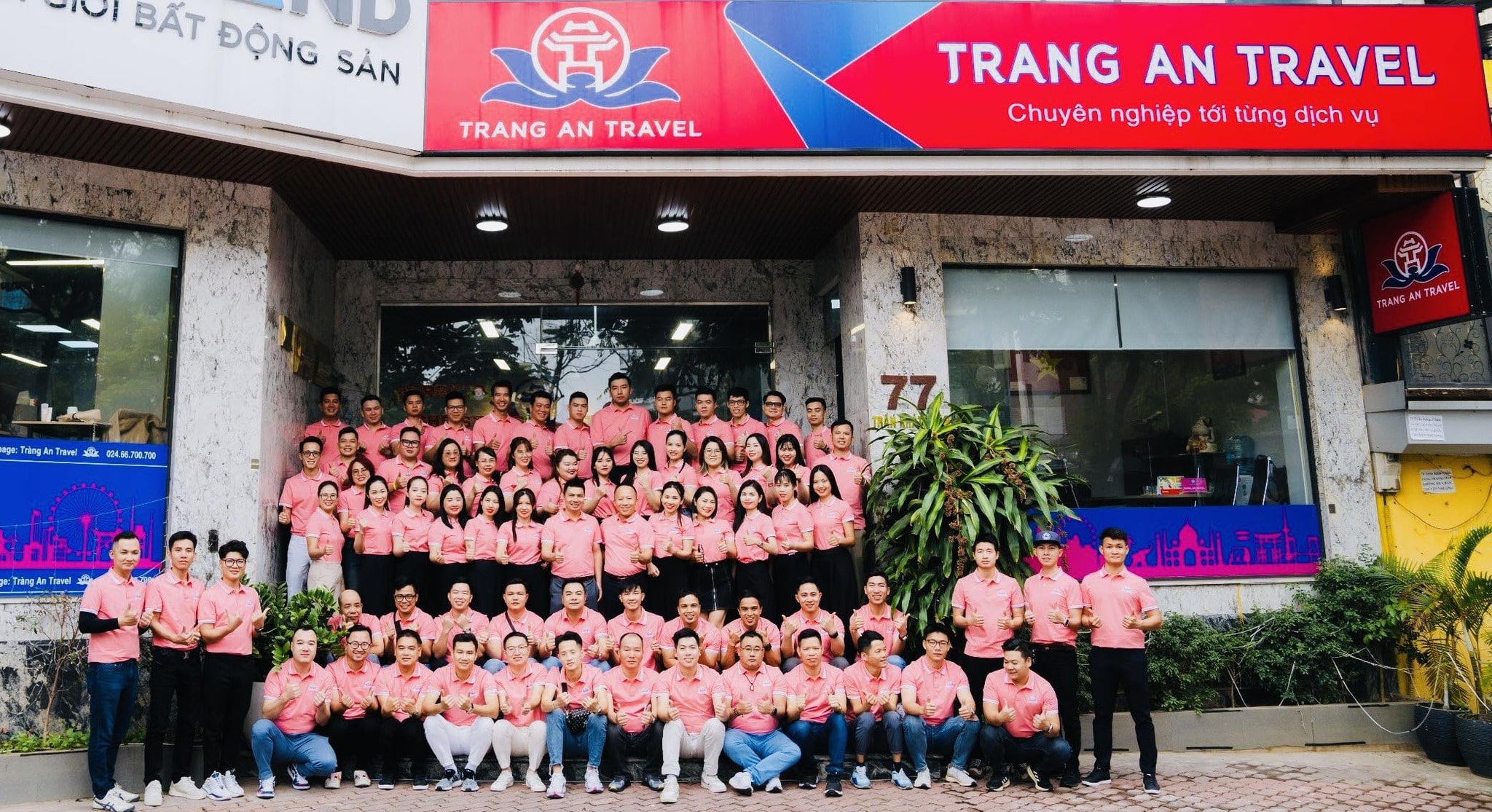 Đội ngũ nhân viên Tràng An Travel - 77 Trần Khát Chân, Hà Nội 